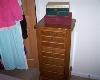 JEWELRY  CABINET