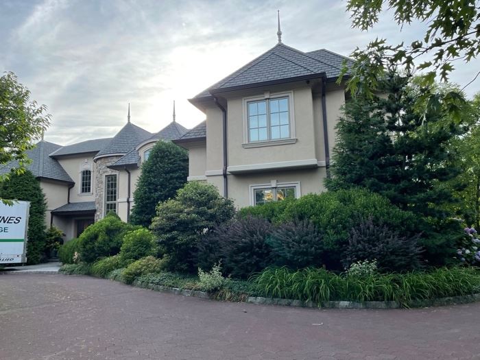 Ann's Tag Sales Cresskill Mansion Designer... starts on 6/24/2022