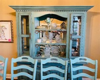 7______$1,695 	
Pensylvannia house professionally upscaled 
Turquoise (8) + Coral (2) Ladder back chair  • 44Tx 21W (x 8)
Table dinnig  • 44W x70L + 2 leaves @ 16inches 
Pennsylvannia house Hutch  • 86Tx35 1/2x 19 1/2