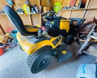 40______$1600 
cub cadet lawn mower purchased in December 2021. 23.7 hours. XT1 Enduro LT 42". 18hp Kolher 5400 series Engine Hydrostatic Gas riding lawn mower