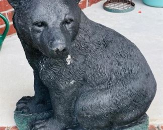 $250 
Bears Statues set of 2