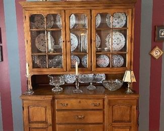 Gorgeous hutch.  Features slotted silver drawer,  4 drawers and two storage cabinets.  GREAT piece for storage.