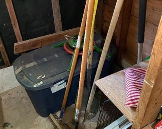 Storage building area