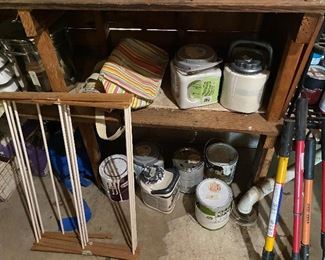 Storage building area