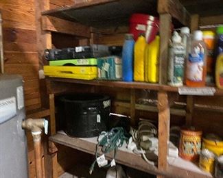 Storage building area