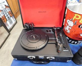 Braun portable record player