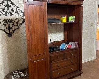 Tv armoire