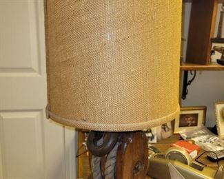 Pully lamp
