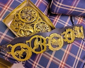 Brass horse medallions for leather strap
