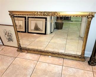 Gorgeous decorative mirror
