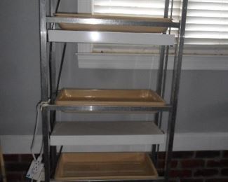 Grow rack with lights 