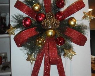 3 matching wreath's