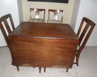 Wonderful gate leg table and 4 chairs