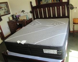  Beautyrest Queen size mattress and box springs