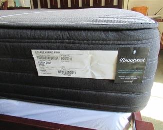  Beautyrest Queen size mattress and box springs