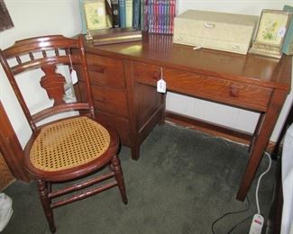 Stickley oak desk