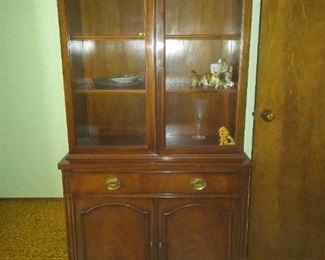 Drexel china cabinet 68x36x17