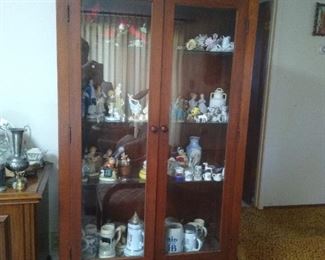 Curio cabinet with 2 drawers 35x14.5x69