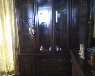 Large China hutch 82x 62x 16.5