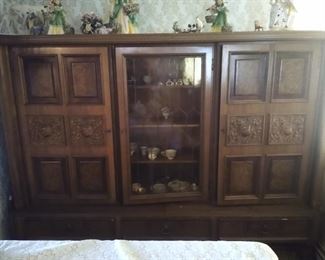 Display cabinet 63hx 84x 17 d