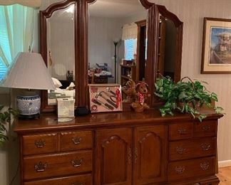 Thomasville Furniture Nightstand and Mirror