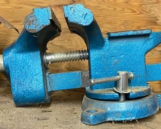 Small Vise