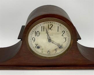 Vintage Sessions "Somers" mantel clock