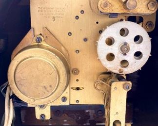 Vintage Sessions electric mantel clock