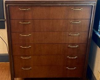 Vintage 5-drawer chest of drawers, dovetail drawers
