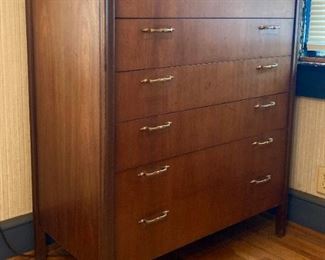 Vintage 5-drawer chest of drawers, dovetail drawers