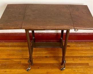 Hi-Lo typewriter stand by Metalstand