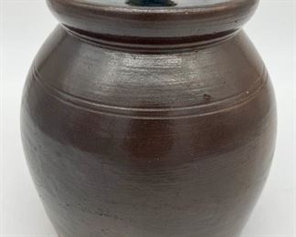 Stoneware metallic jar with lid
