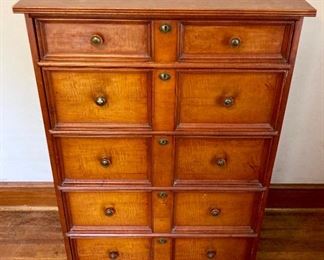 Antique 5-drawer dovetail  chest of drawers