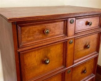 Antique 5-drawer dovetail  chest of drawers