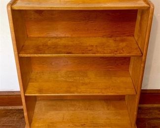 Vintage 3-shelf bookcase 