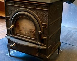 Dutchwest Fireplaces cast iron wood stove