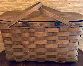 Vintage Basketville picnic basket