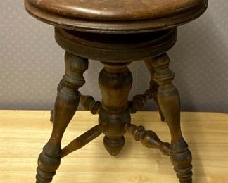 Antique spindle leg claw footed stool