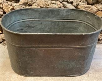 Vintage metal two-handled galvanized oblong tub