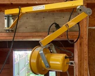 Phoenix Dock Lite - industrial adjustable swing arm work light