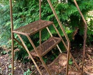 Metal utility stairs