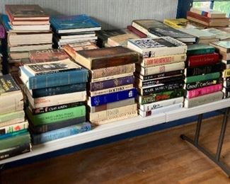 Lots of books! Hardbacks, paperbacks, fiction, non-fiction, biographies, cookbooks, reference books, and more!