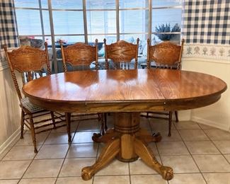 Oak kitchen table with chairs