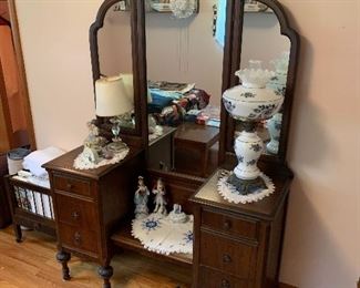Antique dressing table, lamps, Occupied Japan figurines 
