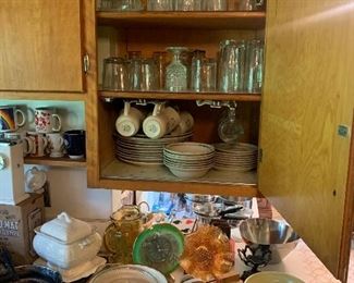 Glassware, crystal, pyrex baking dishes, dishes