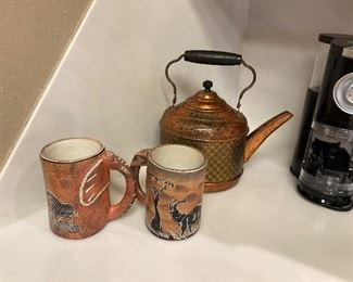 copper kettle, African-theme cups