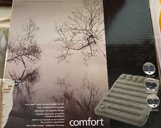 Eddie Bauer queen air mattress