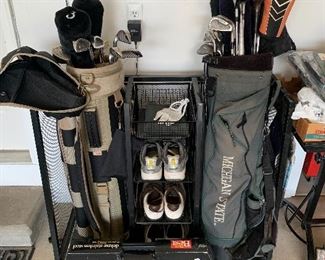 Golfsmith golf clubs, bags, golf shoes, golf bag holder/stand