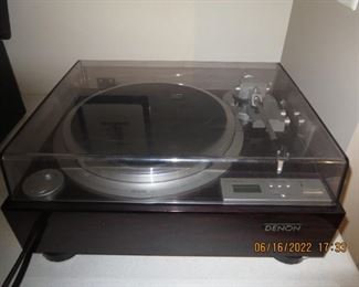 Denon Turntable..don't think it's ever been used!