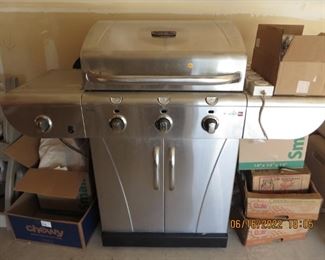 Commercial Grill..excellent condition!